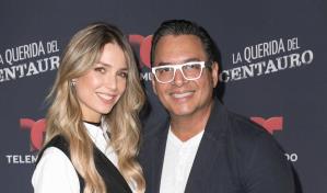 Daniel Sarcos y su novia Alessandra Villegas irán al altar luego de 12 años juntos