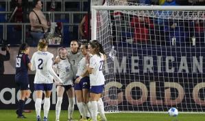 Estados Unidos golea a República Dominicana en el arranque de la Copa Oro Femenina