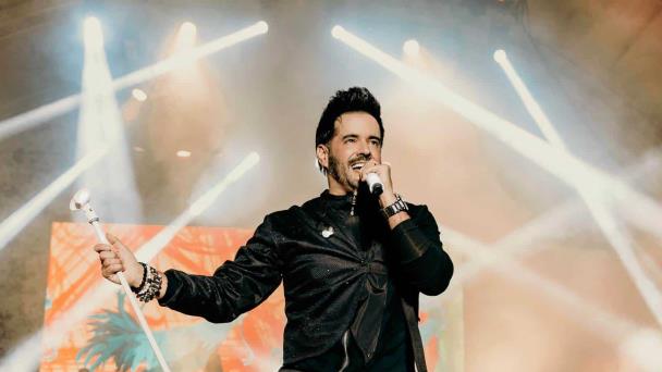 Concierto de Manny Cruz en el Gran Arena del Cibao