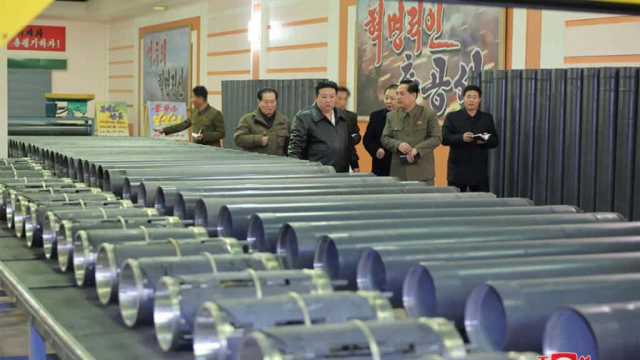 En Ucrania, restos de misiles norcoreanos revelan componentes occidentales