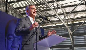 Luis Abinader exige transparencia y humildad a ganadores de comicios municipales