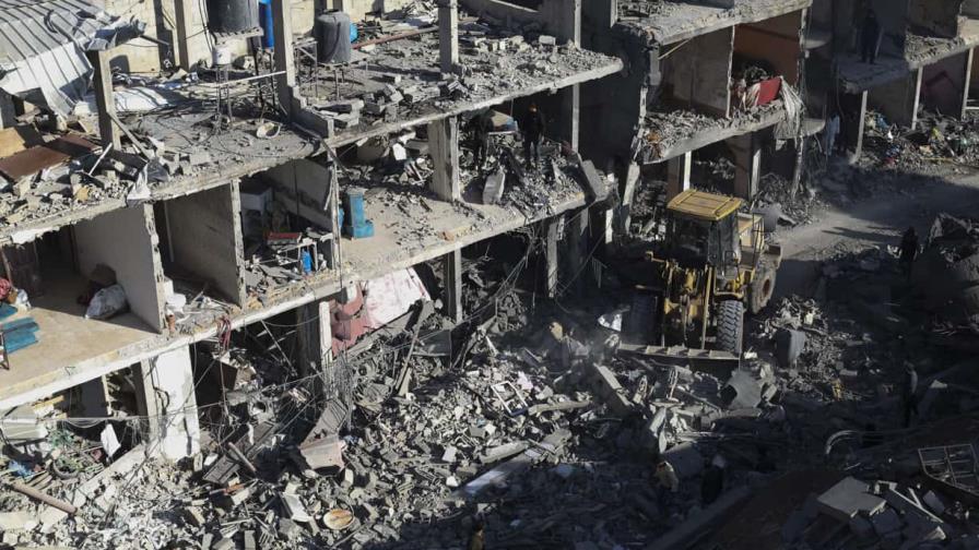 Ataques israelíes matan a por lo menos 48 personas en Gaza