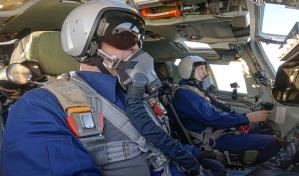 Putin vuela en bombardero nuclear en duro mensaje a Occidente previo a elección