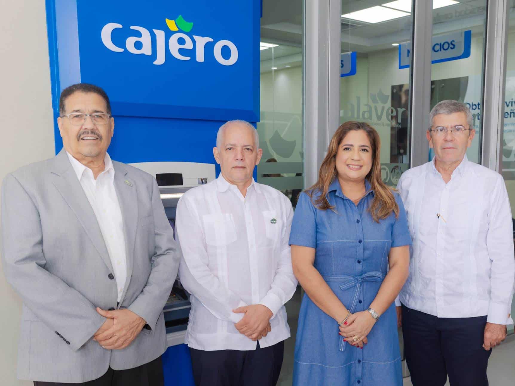 Bienvenido Paulino, Luis Martes, Irlonca Tavarez y Ignacio Zaglul.