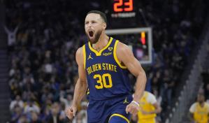 Curry suma 32 puntos; Warriors aprovechan ausencia de LeBron y derrotan a Lakers