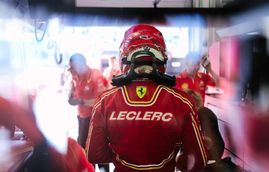 Ferrari vuelve a marcar el mejor tiempo, pero Verstappen sigue por encima del resto