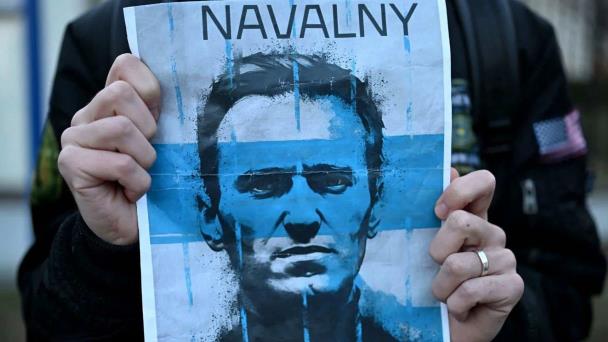 EE.UU. sanciona a tres funcionarios rusos en conexión con la muerte de Navalni