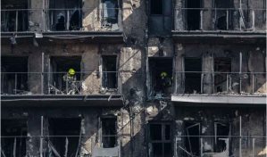 Suben a diez los muertos en incendio de Valencia y sigue la búsqueda de desaparecidos
