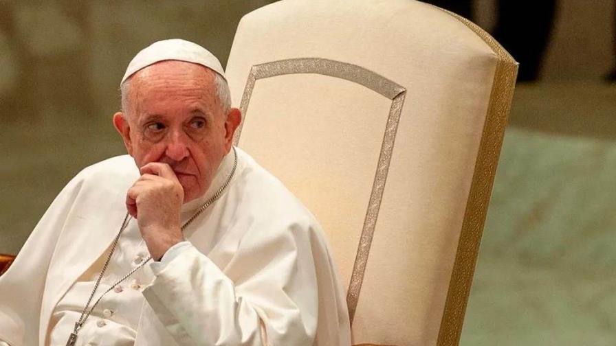 El Papa Francisco cancela su agenda del sábado debido a una leve gripe