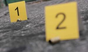 Mueren 4 personas en tiroteo en tren subterráneo en las afueras de Chicago