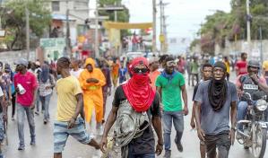 Secuestran a seis religiosos católicos y un profesor en Puerto Príncipe, Haití