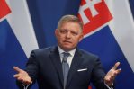 Primer ministro de Eslovaquia ha sido herido a tiros y llevado a un hospital
