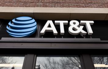 Director ejecutivo de AT&T se disculpa con clientes por interrupción del servicio