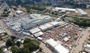 Miles de haitianos entraron a comprar al mercado fronterizo en Dajabón