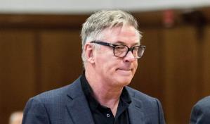 El juicio contra Alec Baldwin por homicidio involuntario comenzará el 9 de julio en Estados Unidos