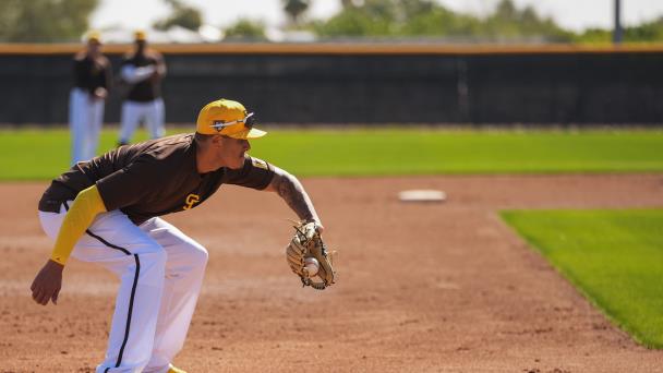 Manny Machado se recupera satisfactoriamente de su operación del codo   