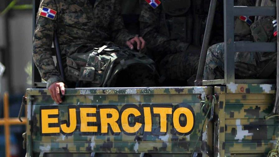 Primer teniente del Ejército hiere de bala a su expareja en Santiago