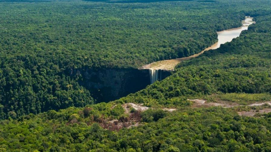 Venezuela asegura que jamás renunciará a sus derechos históricos sobre el Esequibo