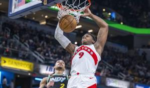 Scottie Barnes registra su cuatro triple-doble de la temporada y Raptors vencen 130-122 a Pacers