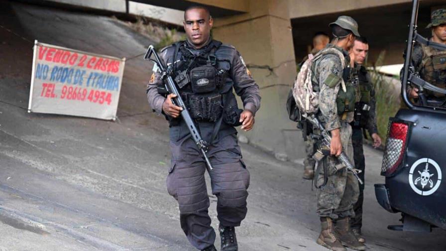Al menos 4 muertos en un operativo en Río para capturar a los jefes de una banda criminal
