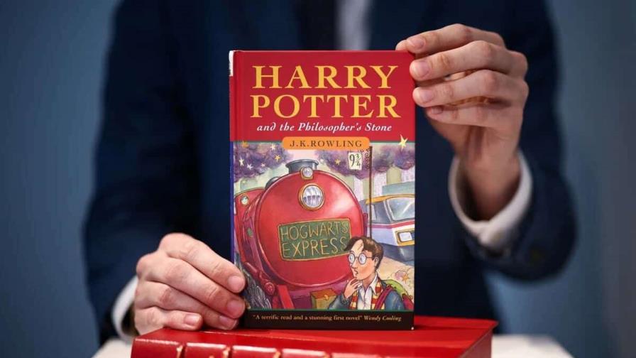 La primera edición de un libro de Harry Potter se vende por más de 12,000 euros