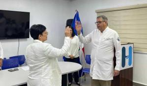 Juramentan directora interina del Hospital Pediátrico Arturo Grullón en Santiago