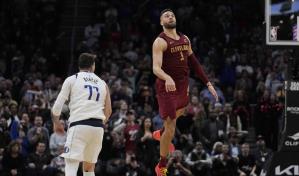 ¡Para ganar! El asombroso disparo ganador de Max Strus para que Cleveland venciera a Dallas