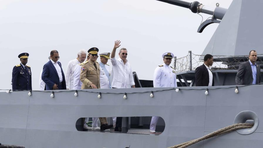 Colombia ofrece sus buques al presidente Luis Abinader