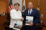 Alcaldes de Santo Domingo Este y Lawrence, en Boston, firman convenio de cooperación