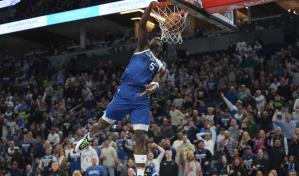 Edwards consigue 34 puntos y Wolves vencen a Spurs pese a carecer de Towns