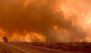 Varios incendios descontrolados mantienen en alerta a miles de ciudadanos en Texas