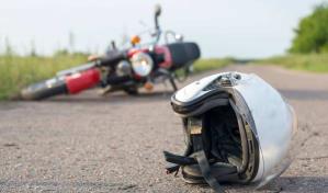 Un muerto y dos heridos por choque entre motor y una yipeta en carretera San Pedro de Macorís