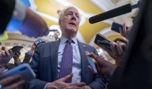 Senador de Texas es el primer republicano en anunciar postulación para suceder a Mitch McConnell