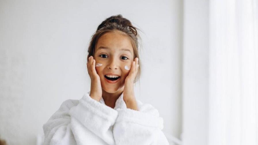 "Skincare" y maquillaje en niñas: la peligrosa tendencia de las redes sociales