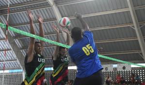 Unapec gana en arranque voleibol masculino de sala en los Juegos Universitarios