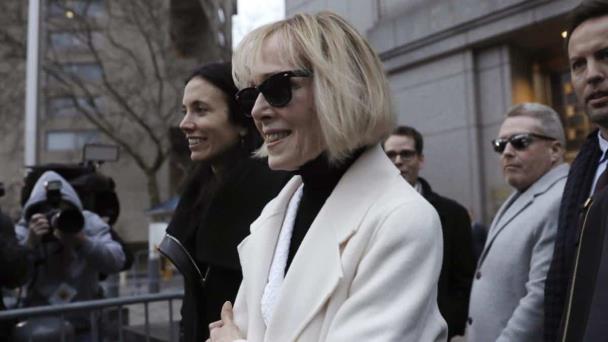 La escritora Jean E. Carroll recuerda que Trump tiene una semana para pagar