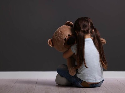 Maestra detenida por agredir niña en preescolar alegó cuadro depresivo