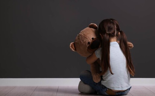 Defensa de maestra acusada de maltrato a ni&ntilde;a en un colegio alega: "No era v&oacute;mito, era br&oacute;coli"