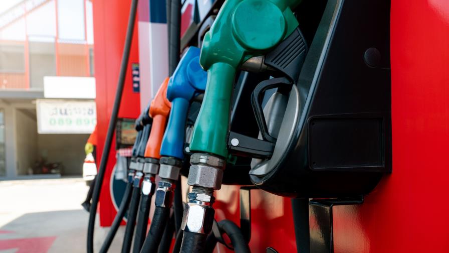 Gobierno vuelve a subsidiar combustibles, pero cuatro variarán de precios