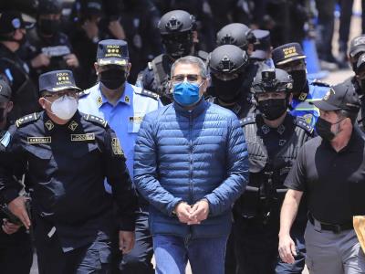 Testigo estrella amenaza con hundir a expresidente de Honduras