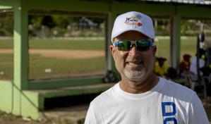 "Este es mi orgullo"; El espacio para béisbol y educación que Acta levantó en Consuelo