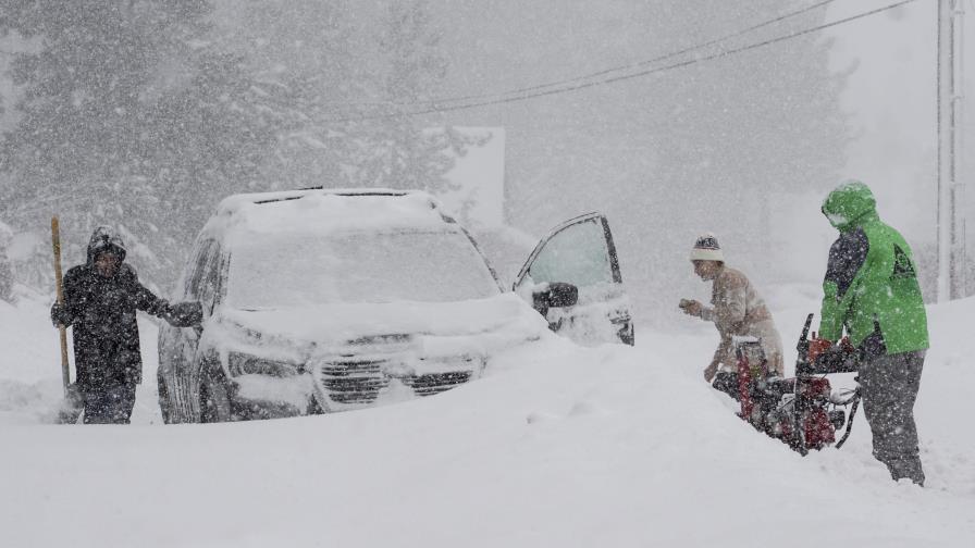 Se prevé más nieve en Sierra Nevada, zona ya azotada por tormenta invernal