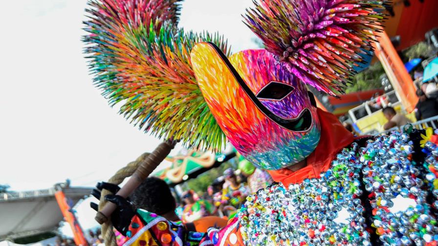 Santiago cierra Carnaval 2024 con dos desfiles separados por problemas de dinero