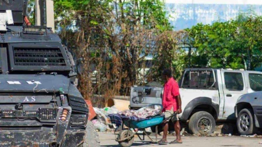 Las sangrientas escenas de la víspera dan paso a una jornada de relativa calma en Haití