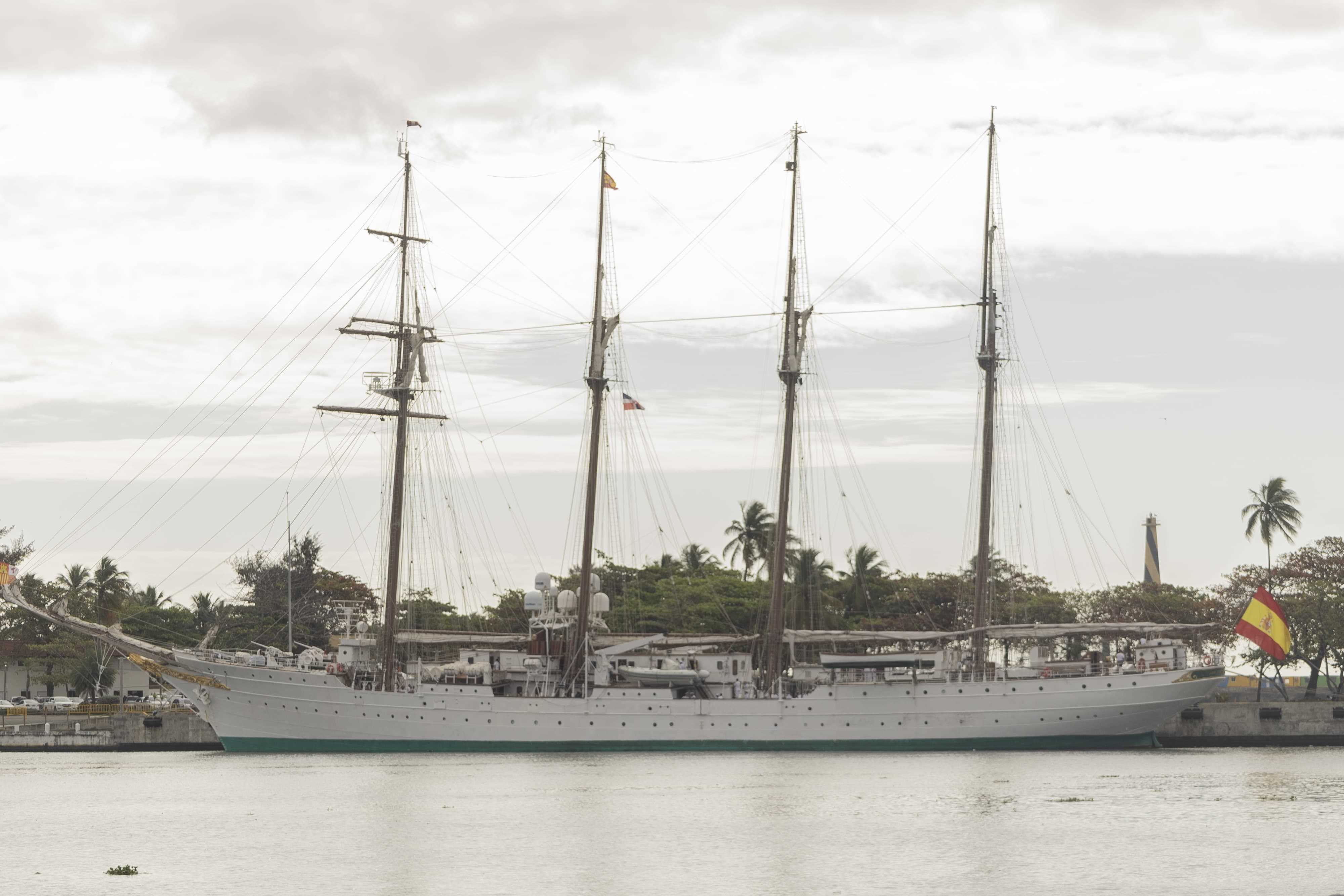 El Buque-Escuela de la Armada “Juan Sebastián de Elcano”.