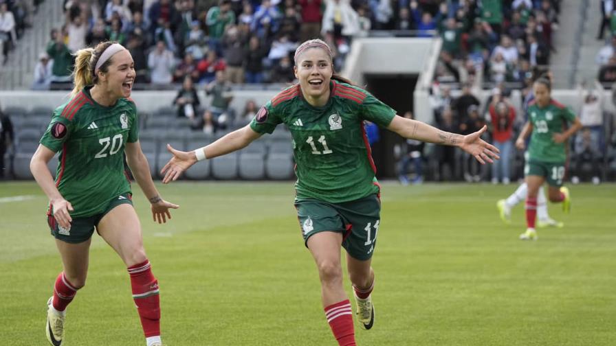 Con doblete de Lizbeth Ovalle, México avanza a semifinales de la Copa Oro al vencer a Paraguay