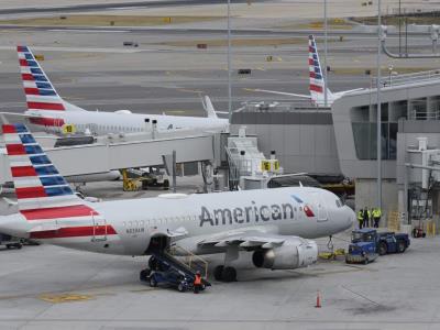 American Airlines registra pérdida mayor a la esperda en 1T