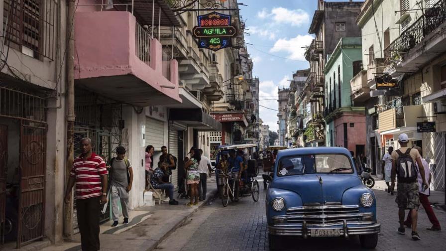 Cuba incrementa de 200 a 500 dólares el monto de los insumos que pueden ingresar viajeros
