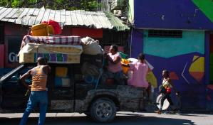 En fotos:  Crece el temor en Haití tras sangriento ataque a prisión en Puerto Príncipe