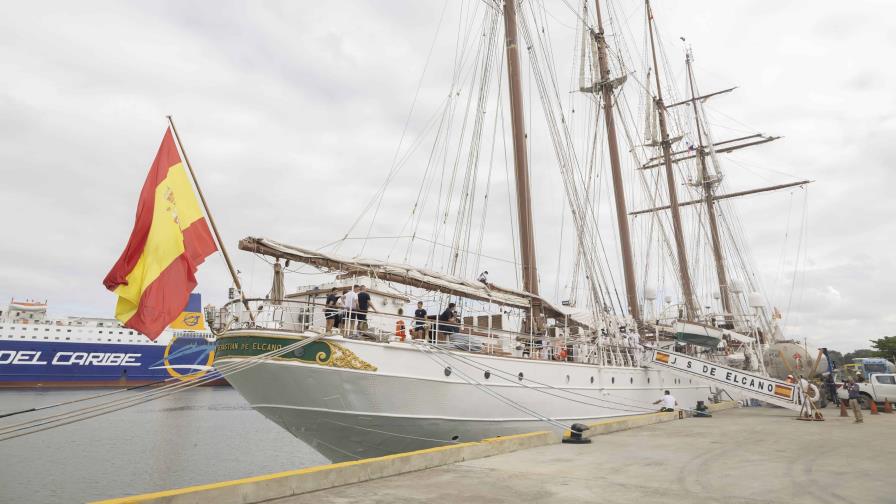 Escala del Buque-Escuela Juan Sebastián de Elcano en República Dominicana